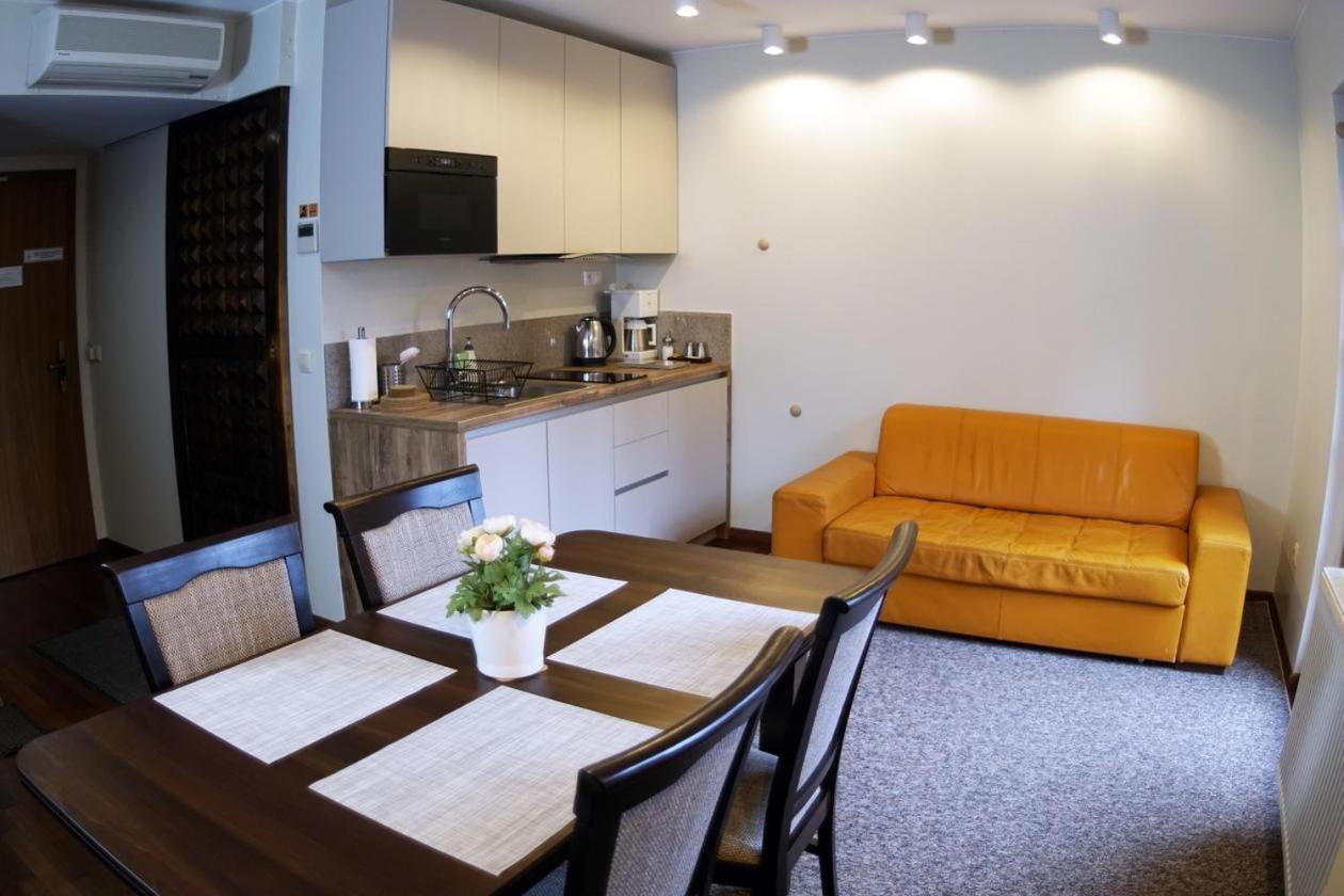 שצ'קלארסקה פוראובה Apartamenty Lola מראה חיצוני תמונה